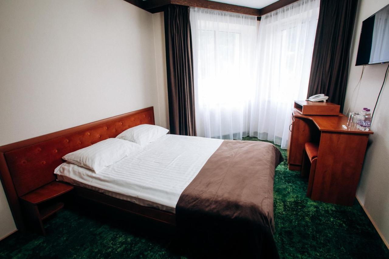 Stanislavsky Hotel Group Jaremcze Zewnętrze zdjęcie