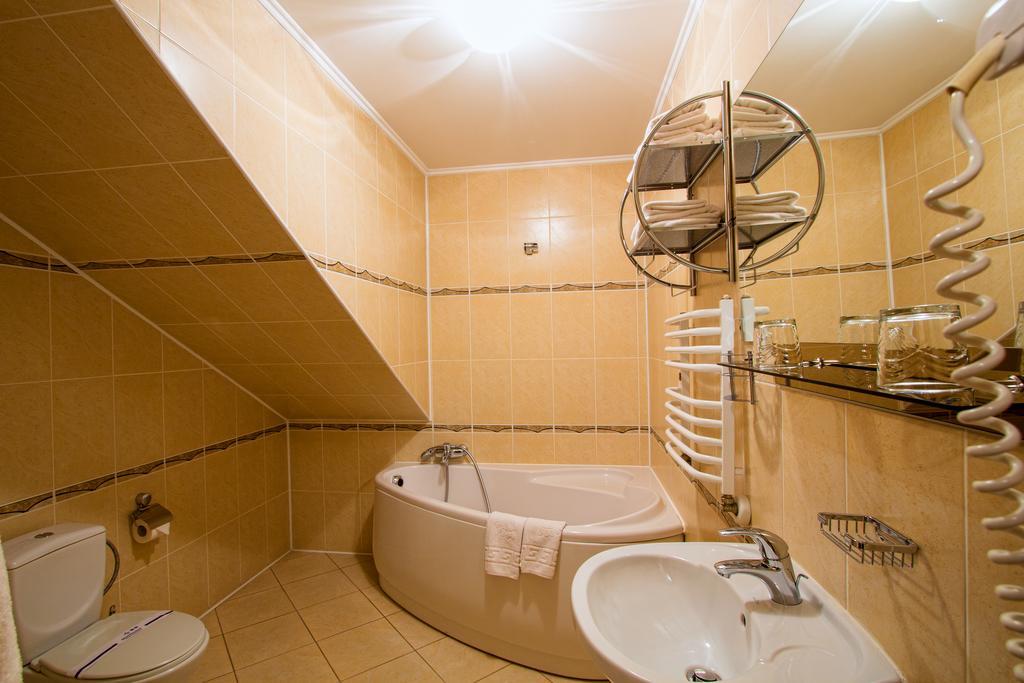 Stanislavsky Hotel Group Jaremcze Zewnętrze zdjęcie
